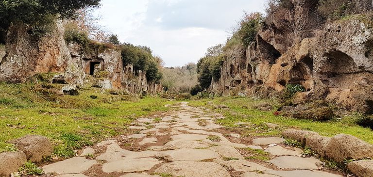 Via Francigena, Via Clodia e Via Amerina