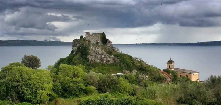 La Rocca Orsini a Trevignano e i suoi segreti Rocca Orsini a Trevignano
